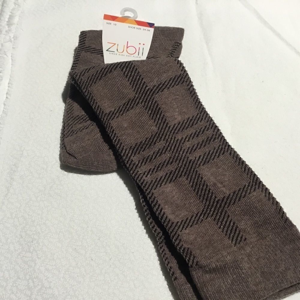 SALE. BUY 5/$10. . NWT Girls Knee Socks Sz 10.